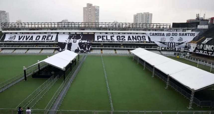 Pel&eacute; ser&aacute; velado hoy en el estadio del Santos
