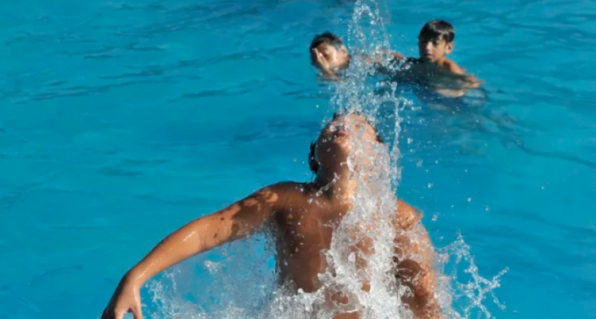 Las consultas por otitis de verano est&aacute;n al rojo vivo