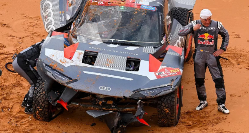 Carlos Sainz sufri&oacute; de fracturas de v&eacute;rtebras