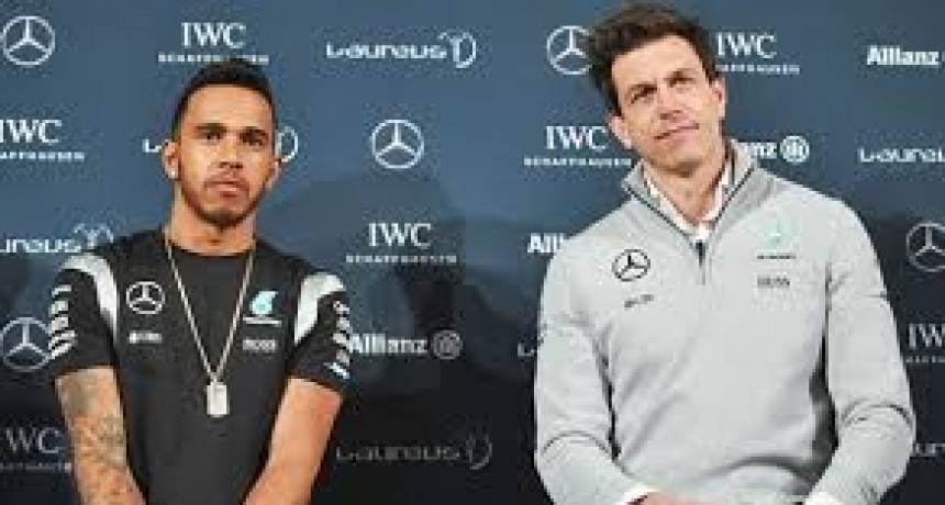 Mercedes F1 siente el W15 "como un coche por primera vez en dos a&ntilde;os"