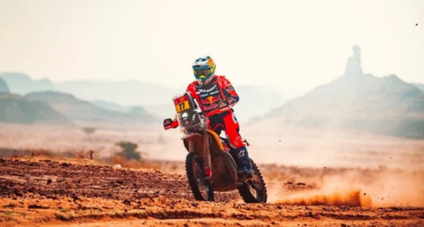Luciano Benavides, tras su victoria en la quinta etapa del Rally Dakar: "Me fue bien y estoy contento por c&oacute;mo me siento en la moto&rdquo;