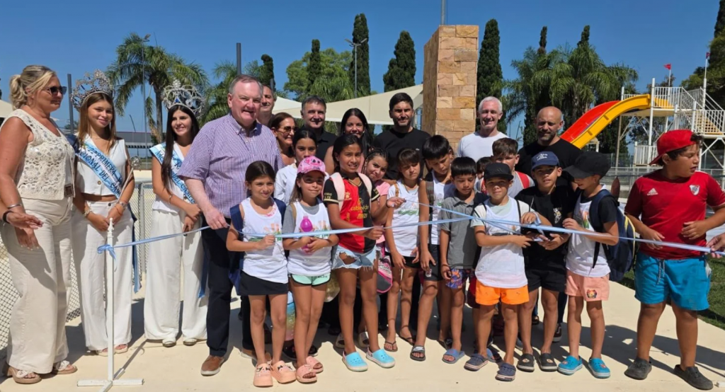 Con la presencia del Gobernador Pullaro se inauguró la Puesta en Valor del Parque Municipal de San Guillermo