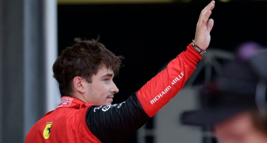 Charles Leclerc despej&oacute; dudas: se queda en Ferrari