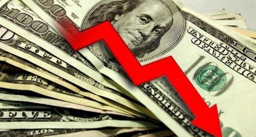 Por qu&eacute; sigue cayendo el d&oacute;lar