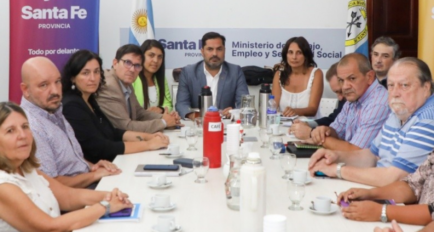 La Provincia hizo una oferta a docentes, los gremios la consideran insuficiente y votar&aacute;n si empiezan las clases