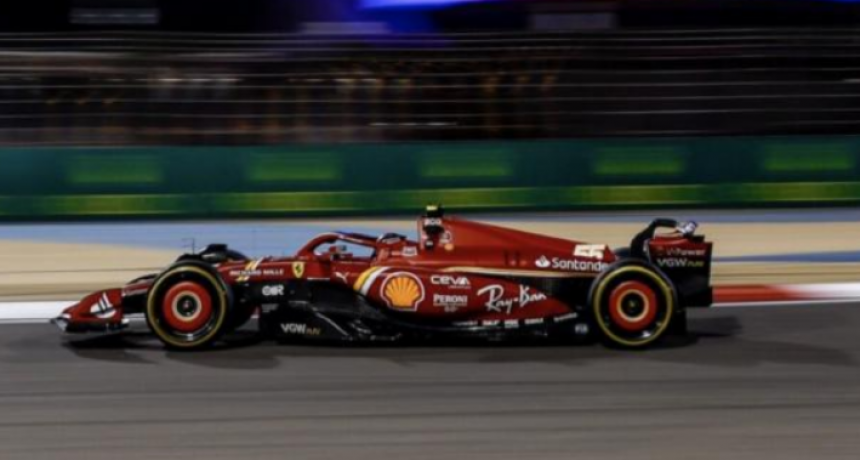 Sainz cierra un d&iacute;a "glorioso" de Ferrari