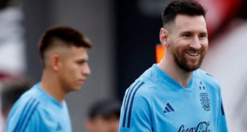 La Selecci&oacute;n entren&oacute; en Ezeiza con la presencia de la promesa de River