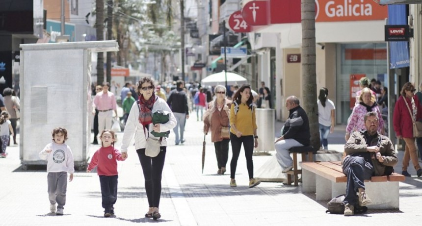 Los comercios santafesinos podr&aacute;n elegir por el horario corrido