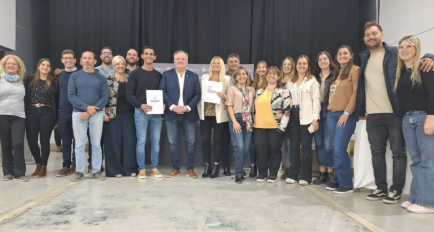 Ceres: el Senador Michlig acercó convenios gubernamentales y aportes a instituciones por un total de $1.500 millones