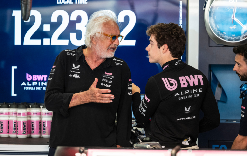 Flavio Briatore, sobre el GP de Jap&oacute;n: &ldquo;El Safety Car arruin&oacute; la estrategia de Colapinto&rdquo;