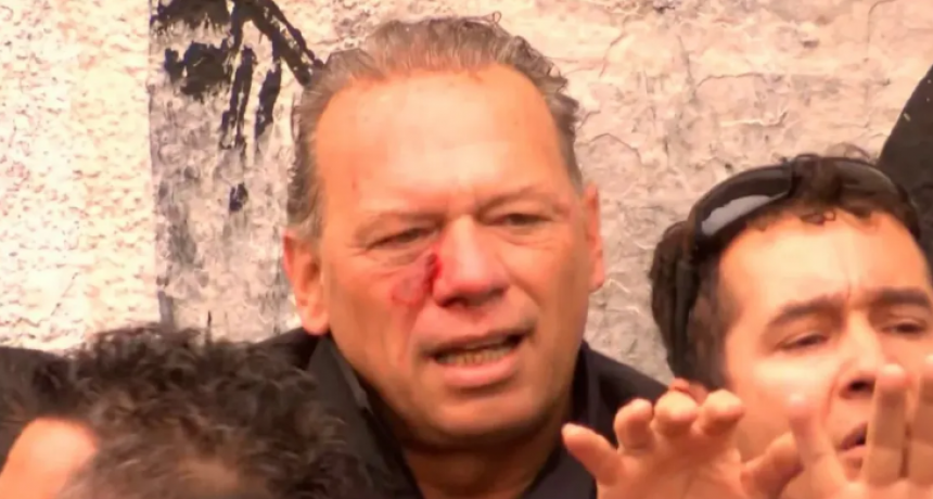 Citan a Sergio Berni para que decida si denuncia a los choferes que lo atacaron