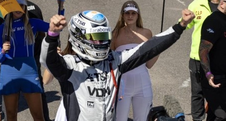 Manu Urcera gan&oacute; la final del Turismo Carretera en Neuqu&eacute;n