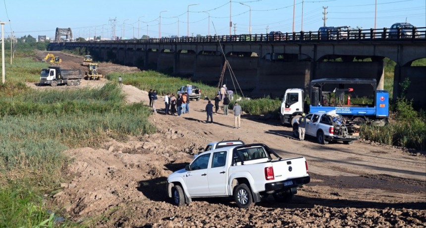 Poletti recorri&oacute; con Pullaro el avance de las obras del nuevo puente Santa Fe-Santo Tom&eacute;