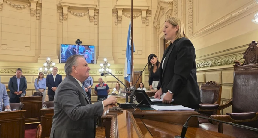 Felipe Michlig fue reelecto por unanimidad como Presidente Provisional del Senado