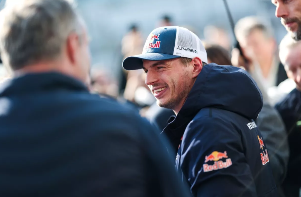 Ven a Max Verstappen pas&aacute;ndose a los Hypercars del WEC: "Ser&iacute;a un gran impulso"