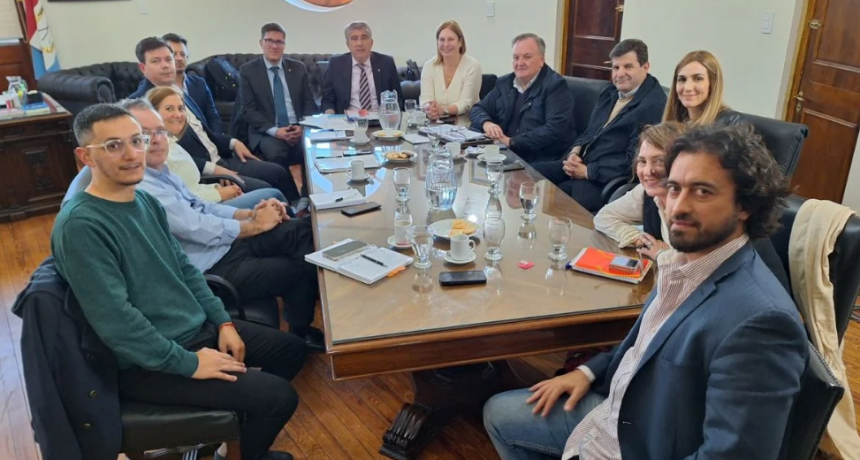 Se conform&oacute; una &ldquo;Mesa de Trabajo&rdquo; para avanzar con el Proyecto de Desarrollo Tur&iacute;stico Integral de Laguna La Verde&rdquo;