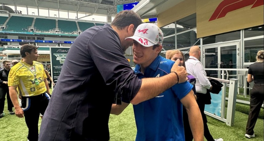 Del Potro estuvo en el paddock de Miami y felicit&oacute; a Colapinto en la previa de la F1