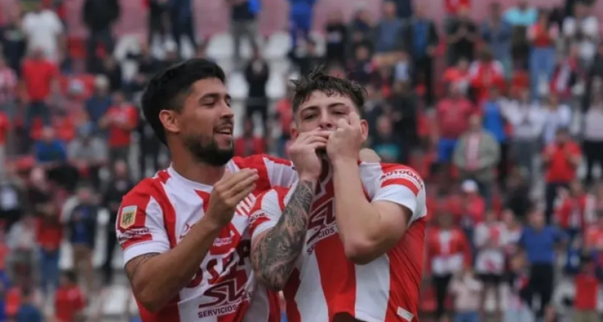 Uni&oacute;n le gan&oacute; a Gimnasia y sali&oacute; del &uacute;ltimo puesto de la tabla