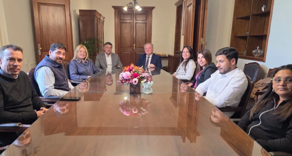 Reuni&oacute;n de trabajo en la presidencia del Senado con las mandatarias de Ceres, Hersilia y Ambrosetti