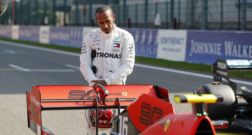 F1: Hamilton habr&iacute;a firmado por tres a&ntilde;os con Ferrari