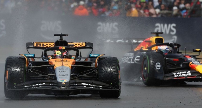La maniobra de Oscar Piastri contra Max Verstappen y su filoso dardo a los comisarios de la F&oacute;rmula 1 