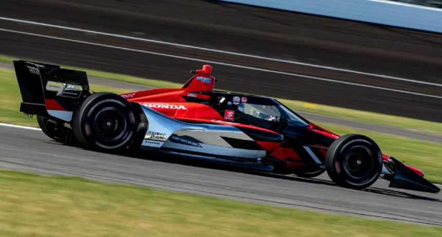 Dixon: "El motor h&iacute;brido cambiar&aacute; la forma de correr en IndyCar"