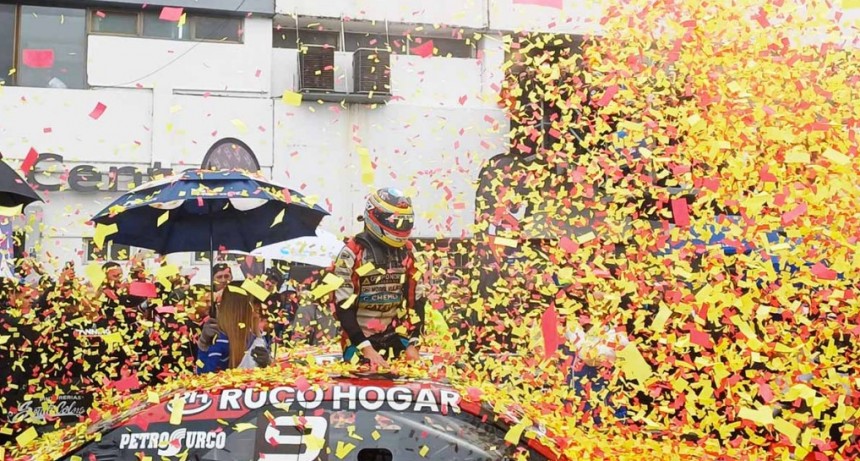 Turismo Carretera: Trucco consigui&oacute; su primera victoria en una carrera que estuvo en vilo hasta el final