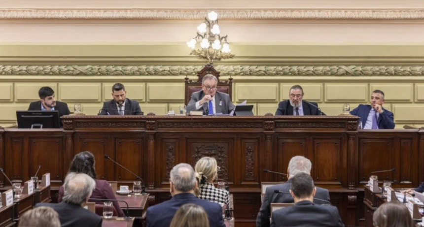 Felipe Michlig destac&oacute; el di&aacute;logo y la amplia participaci&oacute;n ciudadana en la primera etapa de la Convenci&oacute;n Reformadora