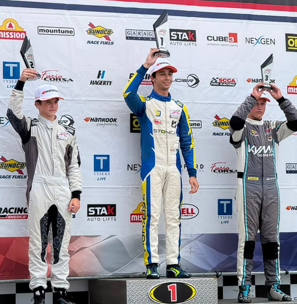 F4 en EE.UU.: Bainotti termin&oacute; segundo tras una remontada en la primera carrera en New Jersey