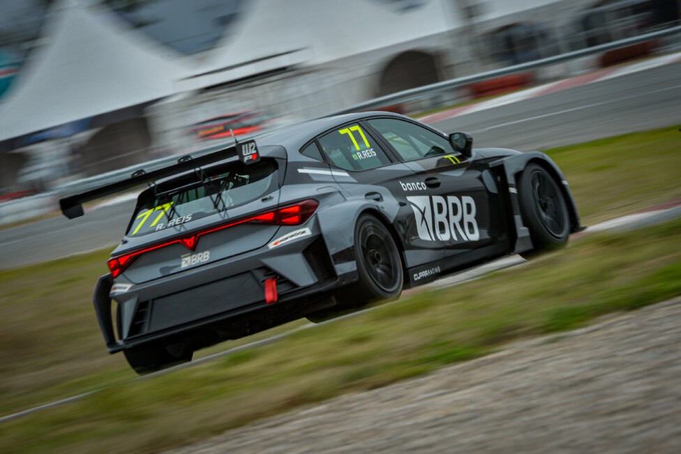 TCR South America: Reis se llev&oacute; la segunda en el &laquo;Cabal&eacute;n&raquo;