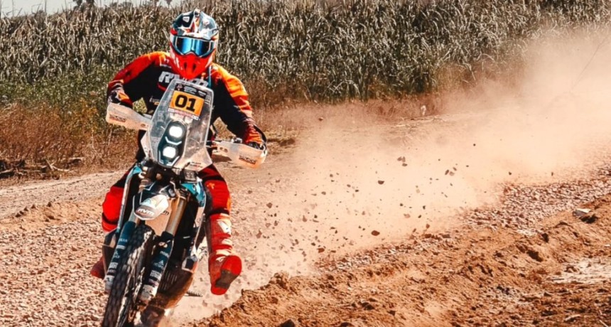 La RVM del campe&oacute;n en el podio de Termas de R&iacute;o Hondo