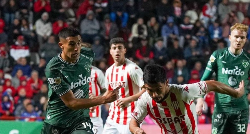 Uni&oacute;n venci&oacute; a Sarmiento en un final picante y cort&oacute; la racha