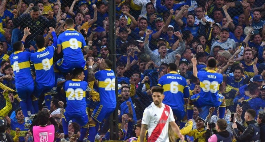 Fiesta de Boca: le gan&oacute; a River y va por el campeonato