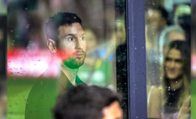 Messi miró desde la tribuna cómo el Inter Miami perdió la final de la copa