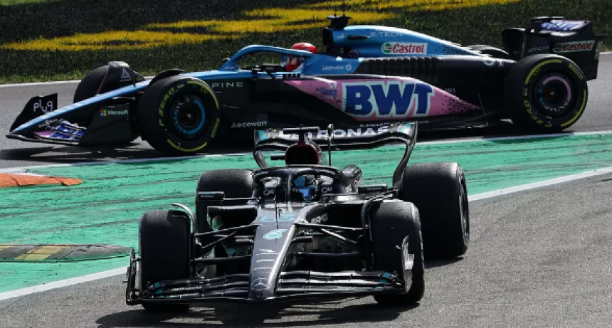 Russell cree que hay que cambiar la primera curva de Monza