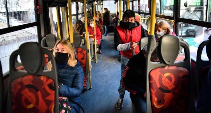 Santa Fe aumentar&aacute; los subsidios al transporte un 140 por ciento en 2023