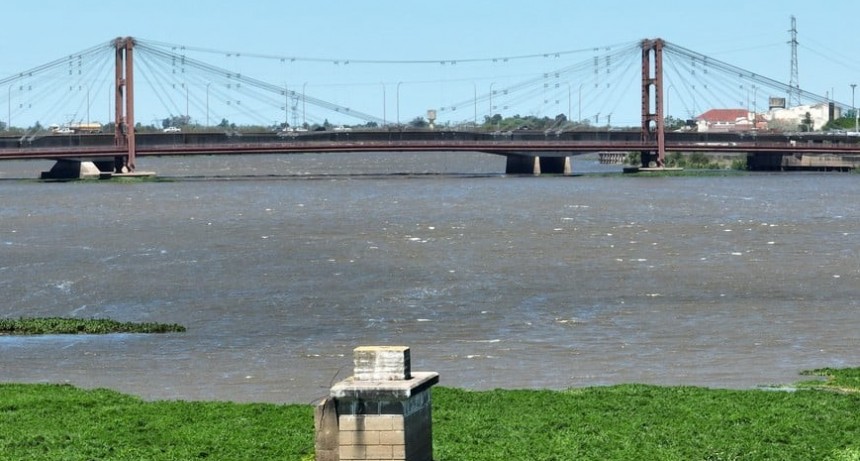Desde el INA estiman que el r&iacute;o supere los 5 metros y el pico llegue el 15 de noviembre