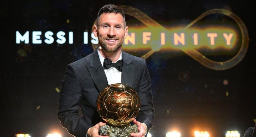 &iexcl;Lionel Messi gan&oacute; su octavo Bal&oacute;n de Oro!