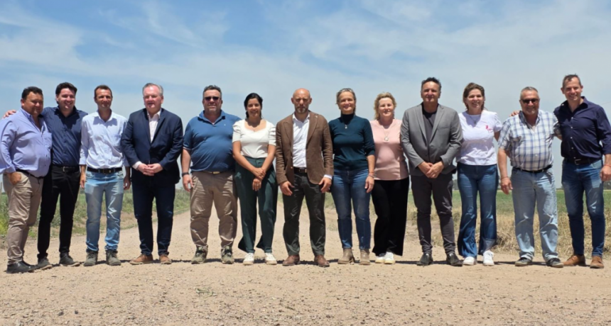 En San Guillermo, Michlig y Puccini habilitaron 6,5 km de ripio del Programa &ldquo;Caminos Productivos&rdquo;