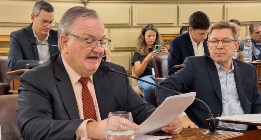 Es Ley la iniciativa del Senador Michlig que exime del Impuesto Patente &Uacute;nica a Veh&iacute;culos de las Cooperativas de Servicios