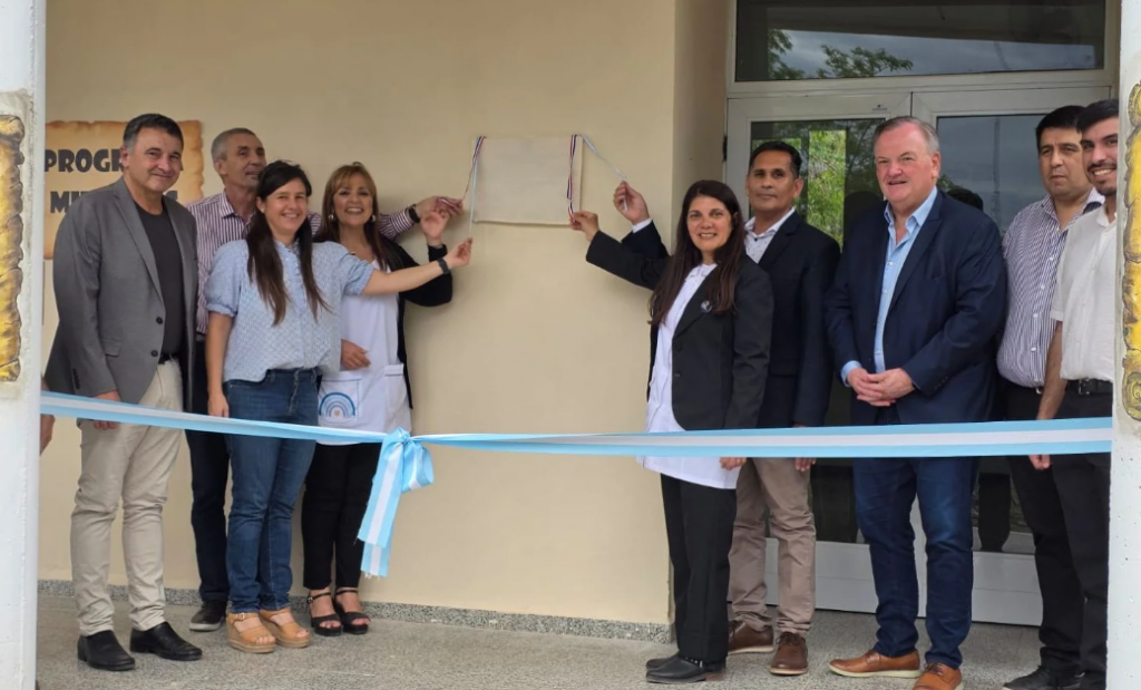 El senador Felipe Michlig encabezó una jornada de inauguraciones y anuncios en Moisés Ville