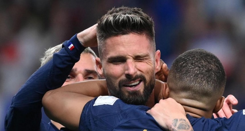 Francia elimin&oacute; a Inglaterra y est&aacute; entre los cuatro mejores