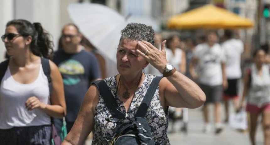 &iquest;C&oacute;mo prevenir golpes de calor ante un verano m&aacute;s c&aacute;lido de lo habitual?